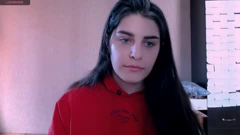 Snapshot of roselina_ chatting on 19, 10, 2025 Rose online show from 19, 10, 2025