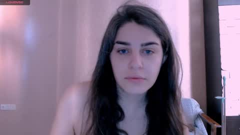 Snapshot of roselina_ chatting on 20, 11, 2025 Rose online show from 20, 11, 2025