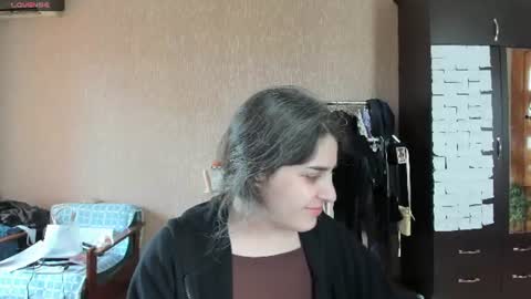 Snapshot of roselina_ chatting on 14, 6, 2026 Rose online show from 14, 6, 2026