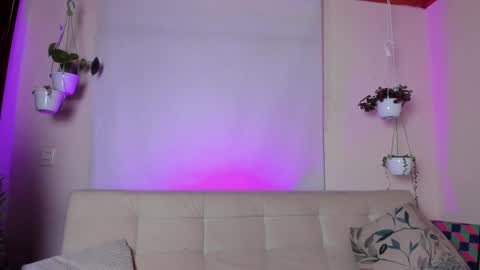 Lyla OF roselinedior online show from 21, 1, 2025