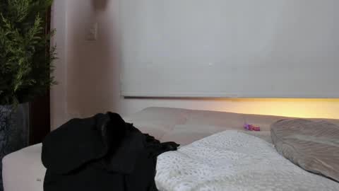 Lyla OF roselinedior online show from 27, 1, 2025