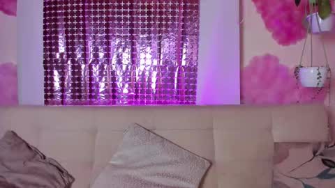 Lyla OF roselinedior online show from 18, 2, 2025