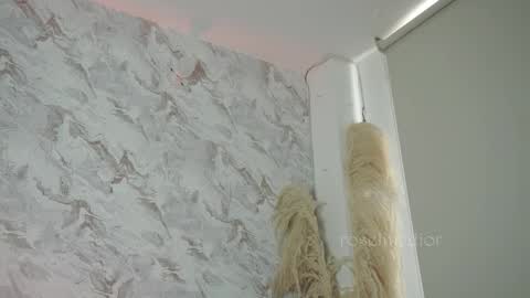 Lyla OF roselinedior online show from 23, 11, 2025