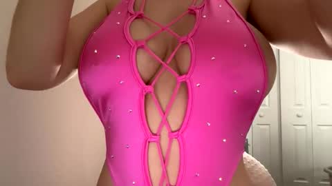 roseyla1 online show from 23, 2, 2026