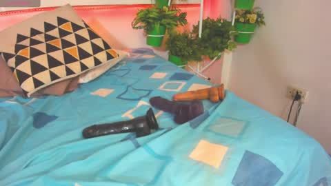 rosi_cooper online show from 5, 3, 2025