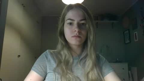 Snapshot of rosie_june chatting on 9, 2, 2026 Rosie online show from 9, 2, 2026