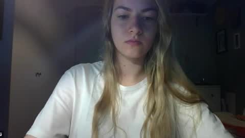 Snapshot of rosie_june chatting on 25, 2, 2026 Rosie online show from 25, 2, 2026