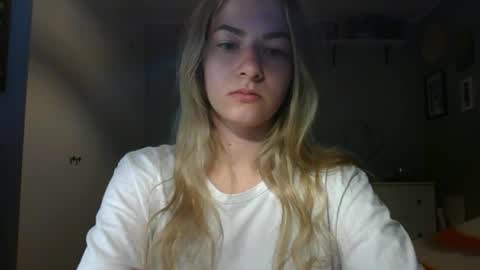 Snapshot of rosie_june chatting on 26, 2, 2026 Rosie online show from 26, 2, 2026