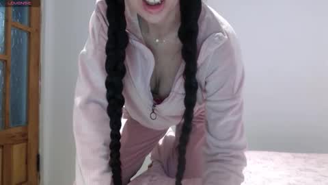 Snapshot of rosiehayes chatting on 24, 3, 2026 RosieHayes online show from 24, 3, 2026