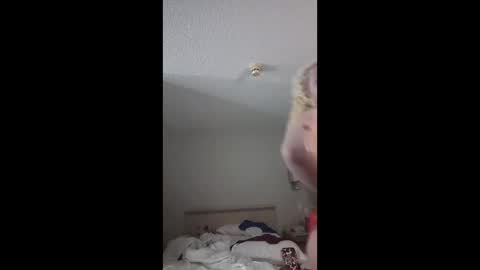 rosieleebrown online show from 14, 2, 2026