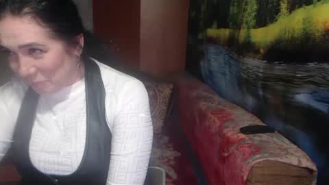 Snapshot of rositasky chatting on 6, 10, 2025 RositaSky online show from 6, 10, 2025
