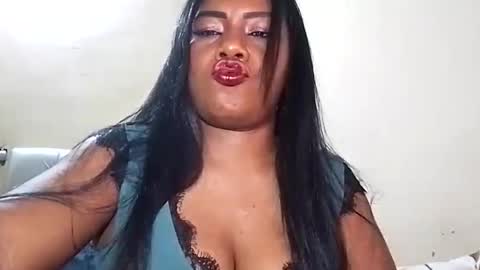 rosmerynavarro online show from 13, 10, 2025