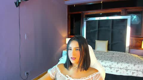 Snapshot of rossa_selene chatting on 25, 1, 2025 Rossa online show from 25, 1, 2025