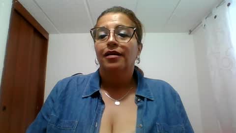 Snapshot of rossanalionheart chatting on 15, 2, 2025 Rossana online show from 15, 2, 2025