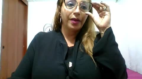 Snapshot of rossanalionheart chatting on 4, 3, 2025 Rossana online show from 4, 3, 2025
