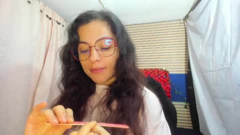 Snapshot of rosse_25 chatting on 9, 6, 2026 Would you like to help me with supplementation and sports suits so I can compete in powerlifting online show from 9, 6, 2026