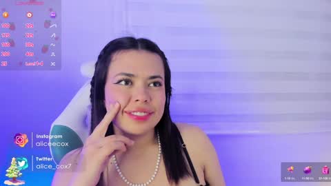 Snapshot of rosse_amyy chatting on 3, 12, 2024 online show from 3, 12, 2024