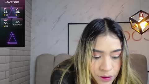 rosse jeane v online show from 5, 12, 2025