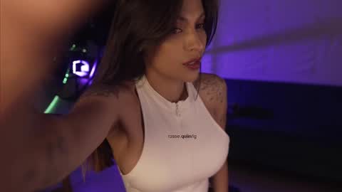 Snapshot of rosseyquiin chatting on 11, 9, 2025 Rossey online show from 11, 9, 2025