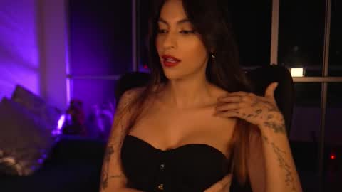 Snapshot of rosseyquiin chatting on 28, 9, 2025 Rossey online show from 28, 9, 2025