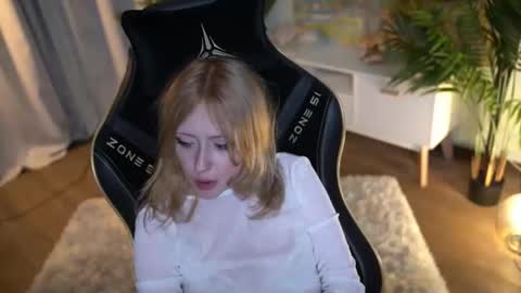 rosy_petal online show from 16, 9, 2025