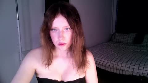 Snapshot of rosy_petal chatting on 8, 6, 2026 rosy_petal online show from 8, 6, 2026
