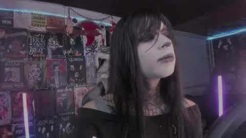 Snapshot of rotten_dreams chatting on 12, 5, 2026 rot online show from 12, 5, 2026