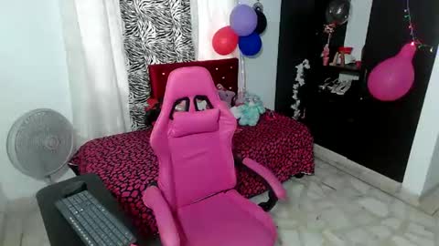 Snapshot of rous_kinky chatting on 2, 6, 2026 rous_kinky online show from 2, 6, 2026
