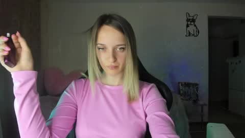 Snapshot of rousereed chatting on 27, 5, 2026 Rouse online show from 27, 5, 2026