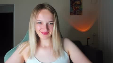 Snapshot of rousereed chatting on 4, 7, 2026 Rouse online show from 4, 7, 2026