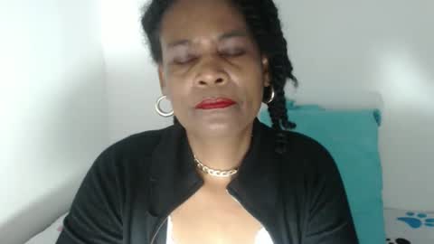 luxa online show from 10, 4, 2026