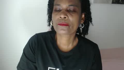 luxa online show from 18, 4, 2026