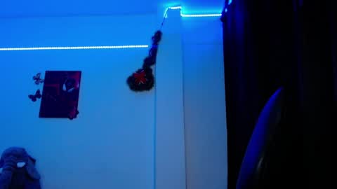 Snapshot of rousrossell_4 chatting on 12, 1, 2025 Call me Rous online show from 12, 1, 2025