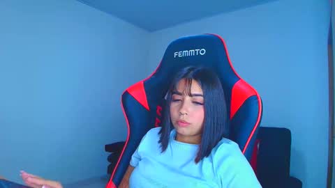 rousse_violet online show from 20, 10, 2025