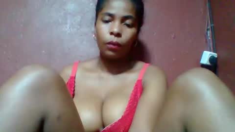 rovaelyah online show from 9, 2, 2026