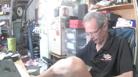 Snapshot of rover_ chatting on 5, 10, 2025 rover_ online show from 5, 10, 2025