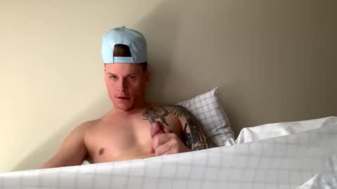 roverone89 online show from 3, 3, 2026