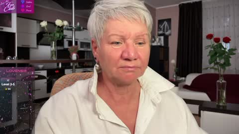 Roxana online show from 3, 2, 2025