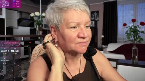 Roxana online show from 4, 2, 2025