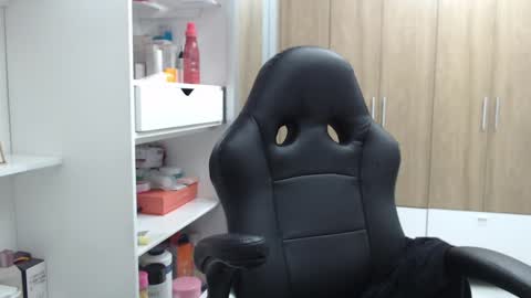 Roxana online show from 2, 1, 2025