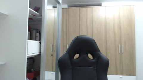 Roxana online show from 6, 1, 2025