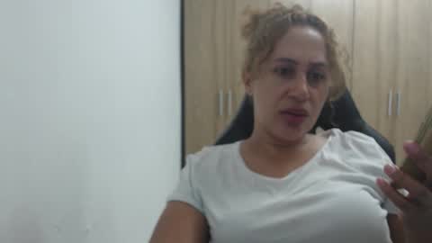 Roxana online show from 1, 10, 2025