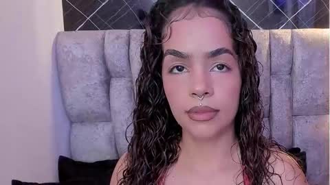 Roxanna online show from 8, 10, 2025
