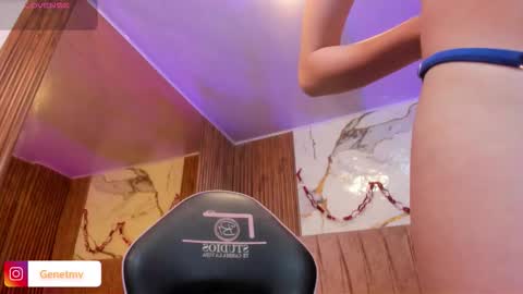 Snapshot of roxanne_tay chatting on 20, 2, 2026 roxanne_tay online show from 20, 2, 2026