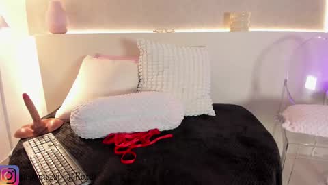 Snapshot of roxannegomez_ chatting on 28, 3, 2026 Roxanne Gomez online show from 28, 3, 2026