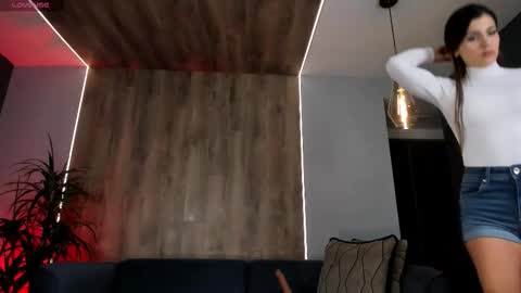 Snapshot of roxannehill_ chatting on 14, 3, 2026 Roxanne Hill online show from 14, 3, 2026