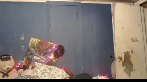 Snapshot of roxanneroulette chatting on 6, 1, 2025 Silver online show from 6, 1, 2025
