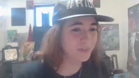 Snapshot of roxanneroulette chatting on 3, 2, 2025 Silver online show from 3, 2, 2025