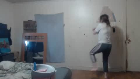 Snapshot of roxanneroulette chatting on 12, 3, 2025 Silver online show from 12, 3, 2025