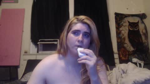 Snapshot of roxanneroulette chatting on 28, 9, 2025 Silver online show from 28, 9, 2025